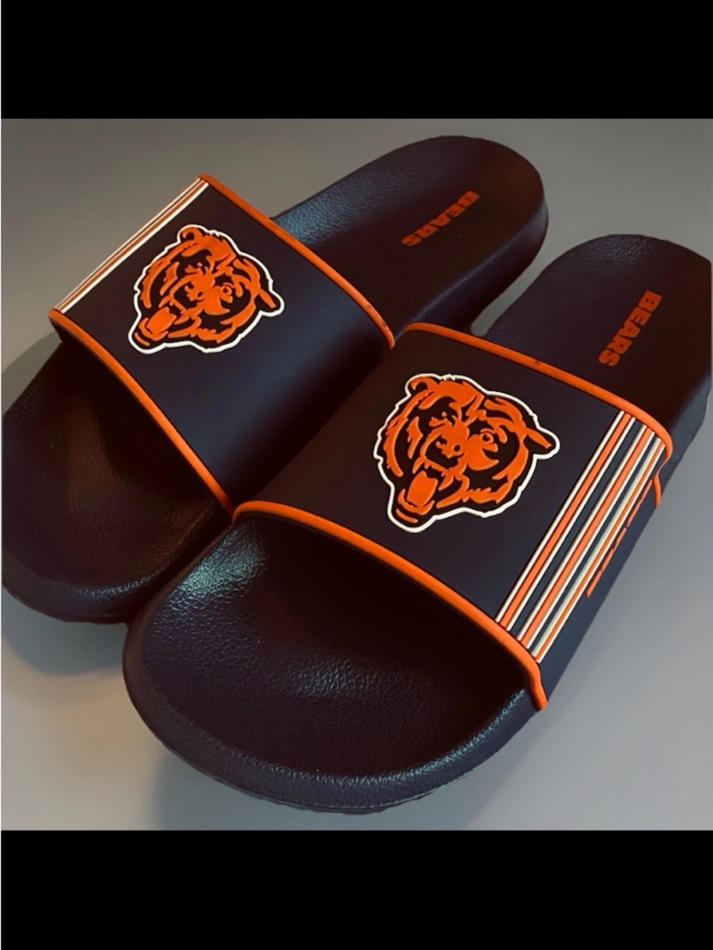 NWOT Chicago Bears Slides Size Men’s 9–10 Football Slippers Blue Sandals W 11-12
